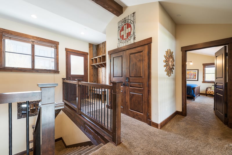 Silver Star 4 BDM Penthouse with Spa