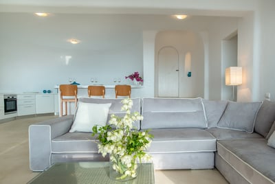Luxury Villa Photo #24