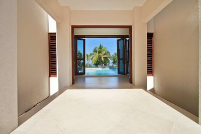 Luxury Villa Photo #15