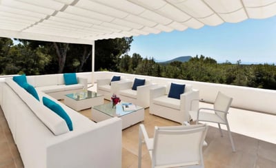 Luxury Villa Photo #14