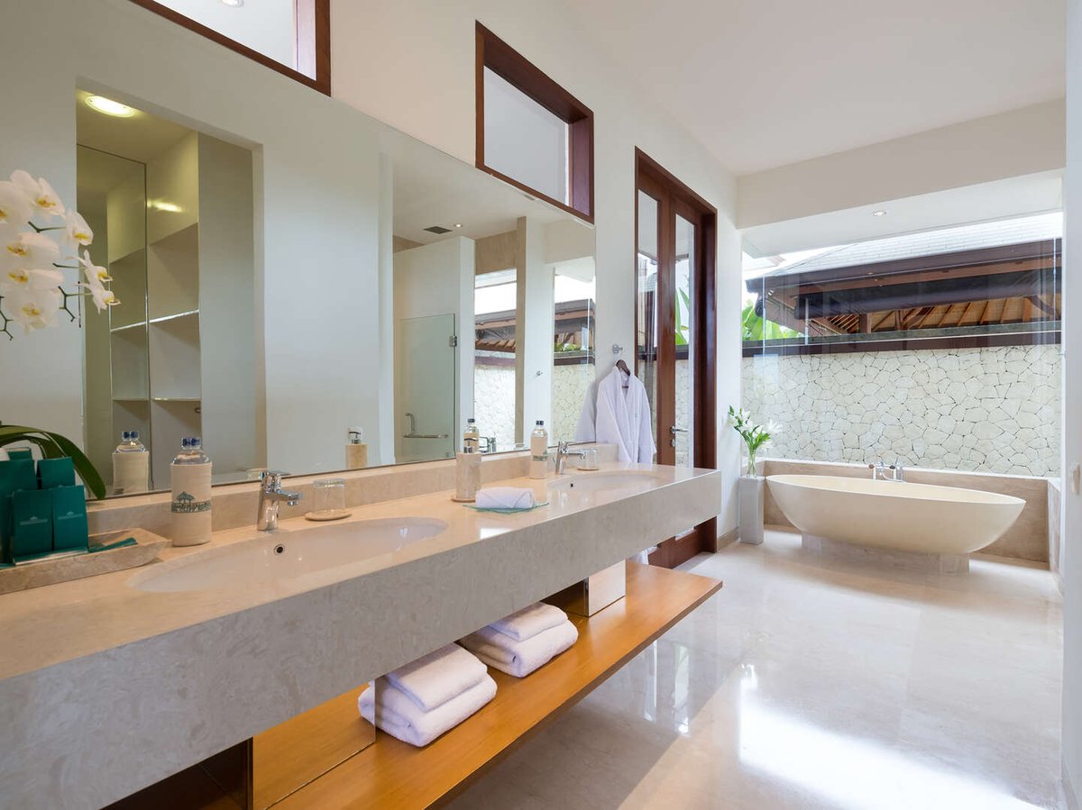 Villa Marie | Bathroom - Image 38