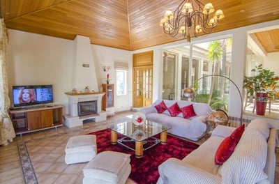 Luxury Villa Photo #8