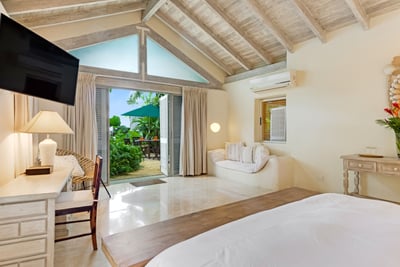 Luxury Villa Photo #18