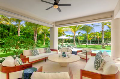 Luxury Villa Photo #5