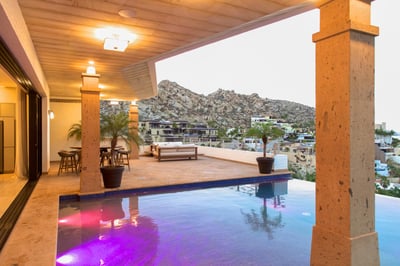 Luxury Villa Photo #5