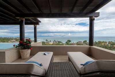 Luxury Villa Photo #46