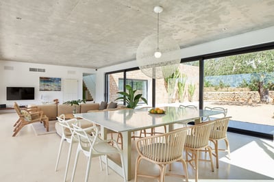 Luxury Villa Photo #15