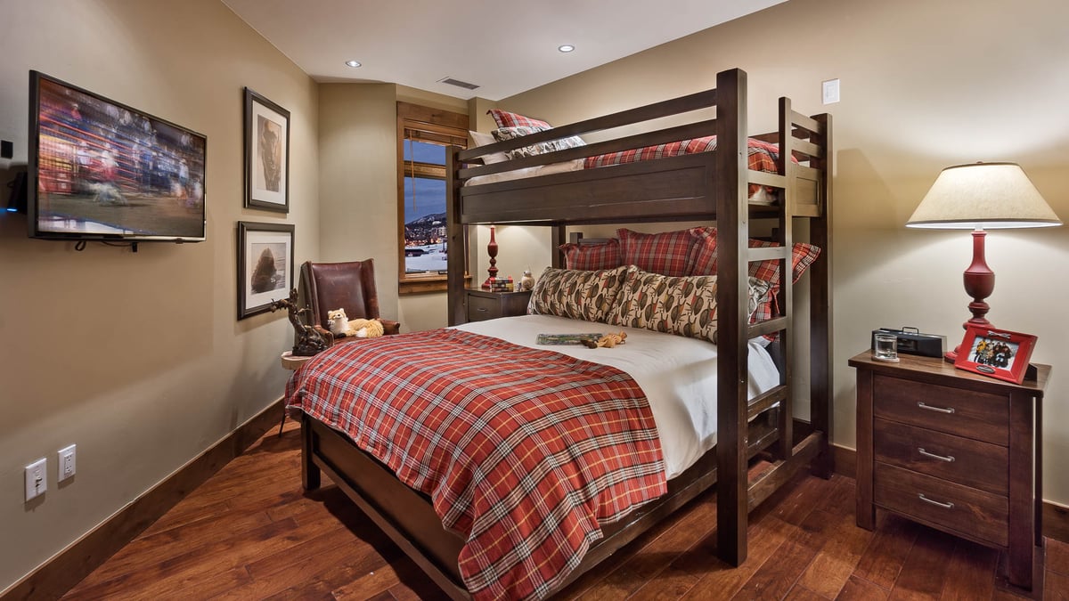 Hahns Peak Residence