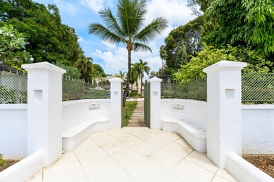 Luxury Villa Photo #7