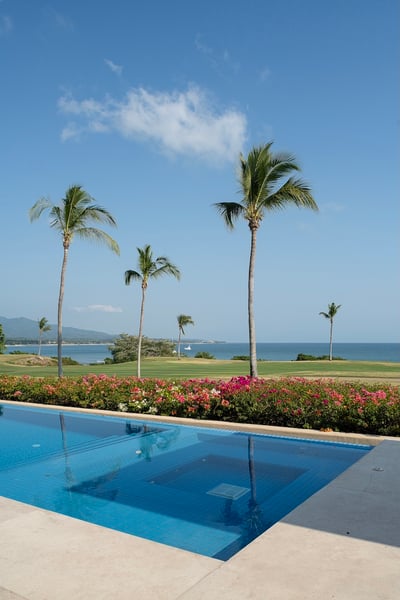 Luxury Villa Photo #7