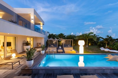 Luxury Villa Photo #60