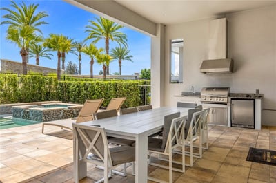 Luxury Villa Photo #3