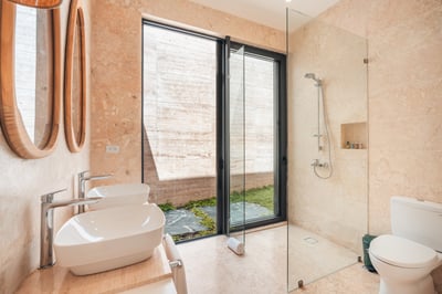 Luxury Villa Photo #49