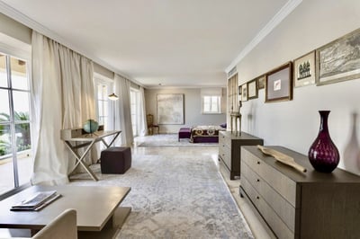 Luxury Villa Photo #23