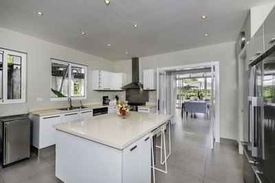 Luxury Villa Photo #17