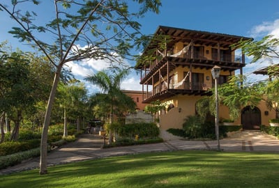 Luxury Villa Photo #6