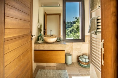 Luxury Villa Photo #25