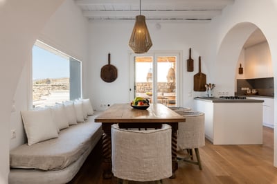 Luxury Villa Photo #32