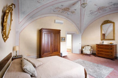 Luxury Villa Photo #15