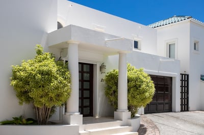 Luxury Villa Photo #36