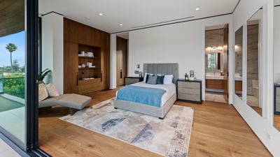 Luxury Villa Photo #34