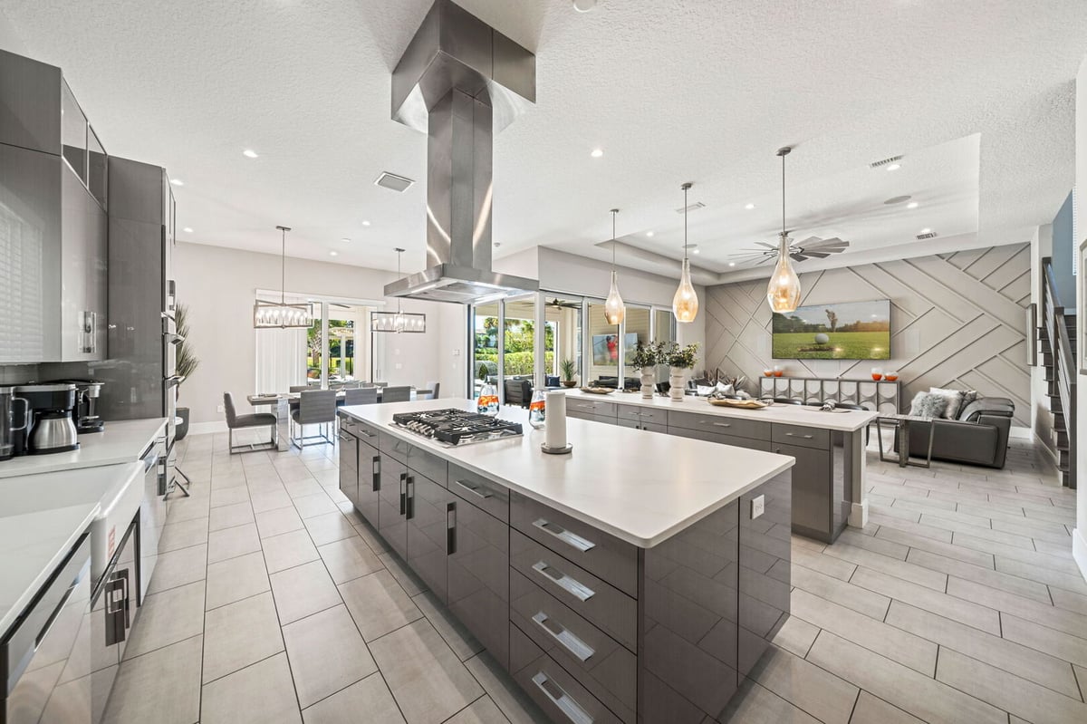 Reunion Tropical Retreat