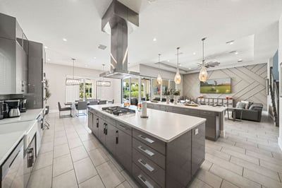 Luxury Villa Photo #26