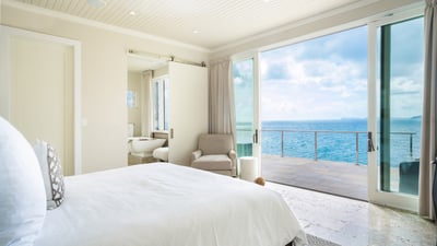 Luxury Villa Photo #4