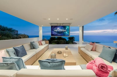 Luxury Villa Photo #20