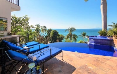 Luxury Villa Photo #11