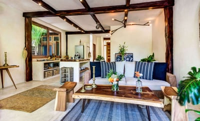 Luxury Villa Photo #16