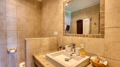 Luxury Villa Photo #36