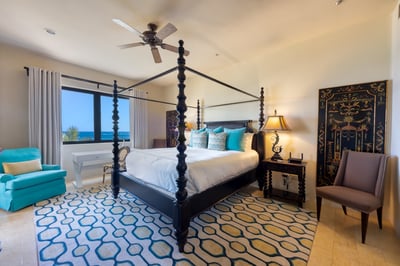 Luxury Villa Photo #10