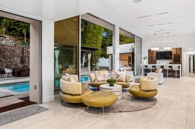 Luxury Villa Photo #15