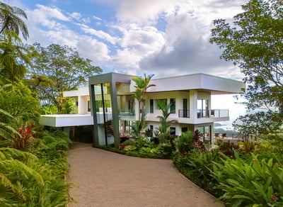 Luxury Villa Photo #9