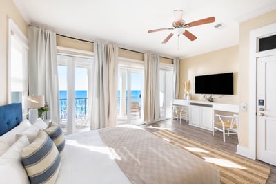 Luxury Villa Photo #23