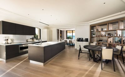 Luxury Villa Photo #11
