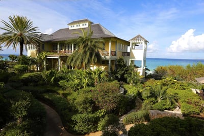 Luxury Villa Photo #11