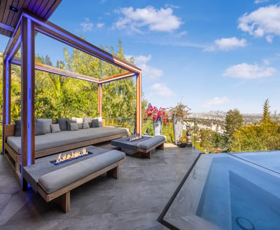 Luxury Villa Photo #5