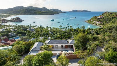 Luxury Villa Photo #6