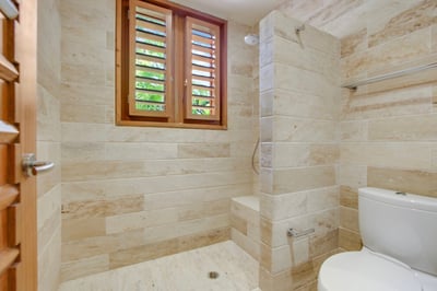 Luxury Villa Photo #33