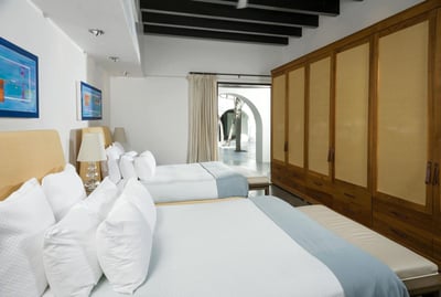 Luxury Villa Photo #20