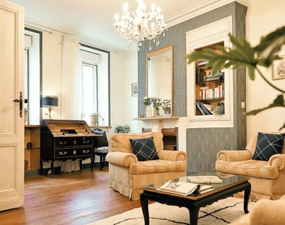 Luxury Villa Photo #4