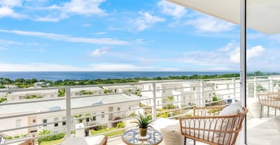 Luxury Villa Photo #3