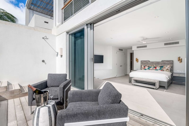 Beach Enclave Grace Bay 6 BDM Premium Ocean View Villa