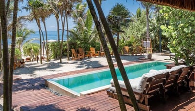 Luxury Villa Photo #4
