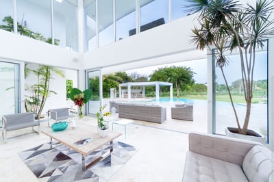 Luxury Villa Photo #15