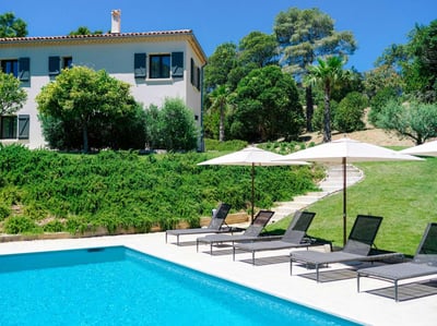Luxury Villa Photo #2