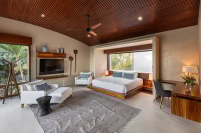 Luxury Villa Photo #52