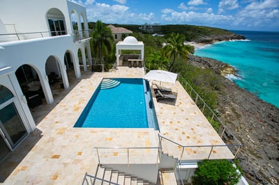 Luxury Villa Photo #5